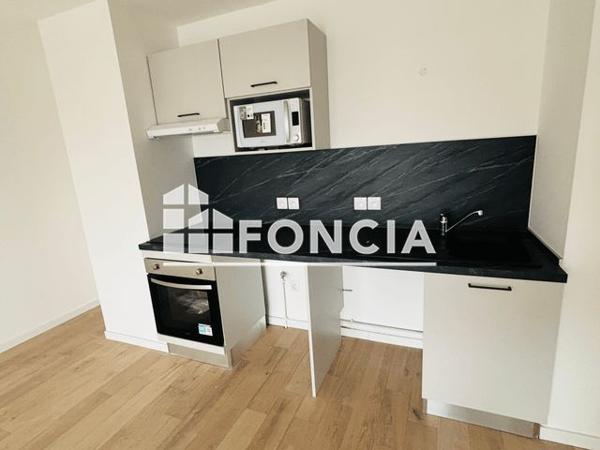 Location Appartement 3 pièces 63.18 m² - AVENUE DE BOLLAERT Lens 62300