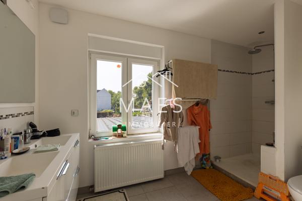 Maison familiale – 3 chambres & bureau – Jardin ensoleillé