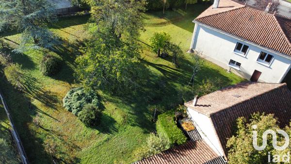 Maison à vendre 6 pièces 122 m² Montbron