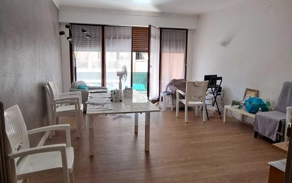 Appartement à vendre    3 pièces • 90,69 m2 Vence