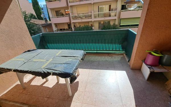 Appartement à vendre    3 pièces • 90,69 m2 Vence