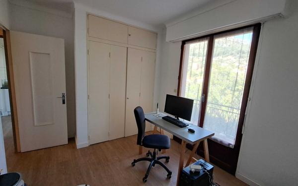 Appartement à vendre    3 pièces • 90,69 m2 Vence