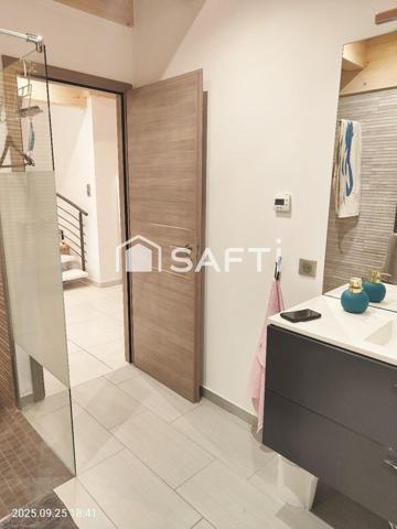 PROCHE A36 ET COMMERCES - GRANDE MAISON CONTEMPORAINE