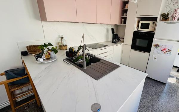 Maison à vendre    7 pièces • 220 m2 Saint-Quentin