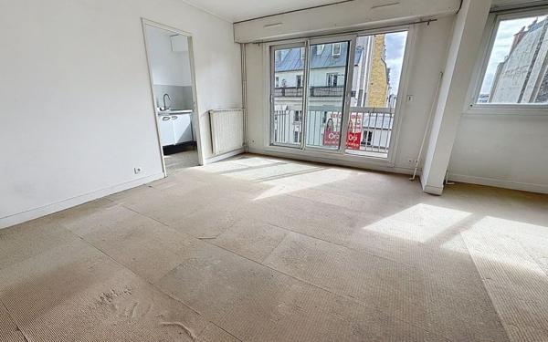 Appartement à vendre    2 pièces • 35,65 m2 Paris 11