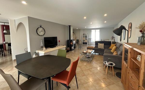 Maison à vendre    5 pièces • 147 m2 Juvignac