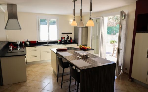 Maison à vendre    5 pièces • 147 m2 Juvignac