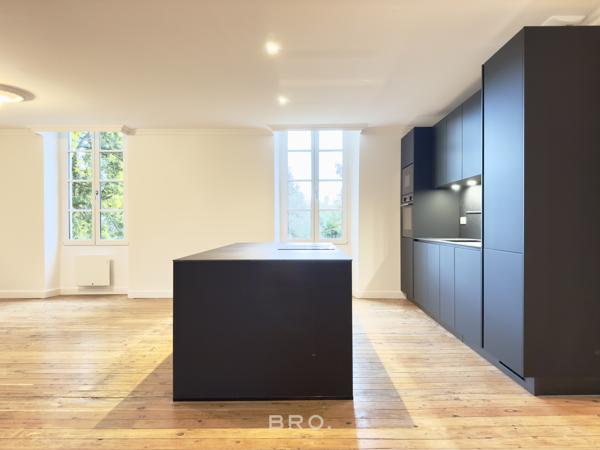 APPARTEMENT DE CHARME TYPE 4 RÉNOVÉ – HYPER CENTRE DE VANNES
