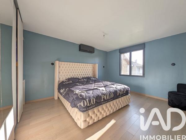 Maison à vendre 7 pièces 185 m² Les Mureaux