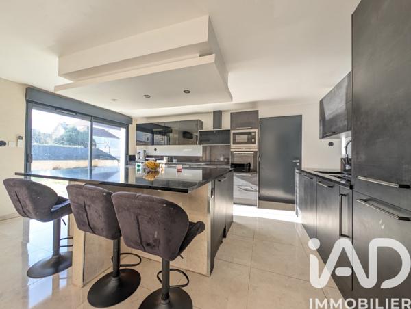 Maison à vendre 7 pièces 185 m² Les Mureaux