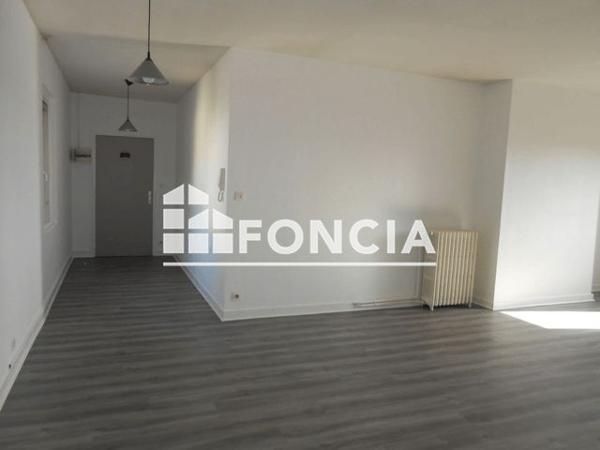 Location Appartement 2 pièces 64.94 m² - 10 RUE JULES NORIAC Limoges 87000