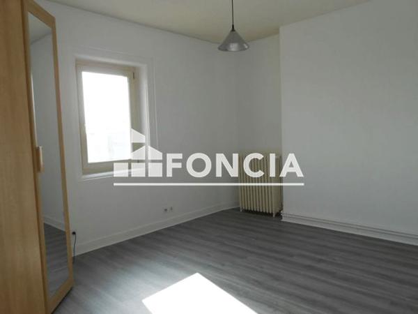 Location Appartement 2 pièces 64.94 m² - 10 RUE JULES NORIAC Limoges 87000