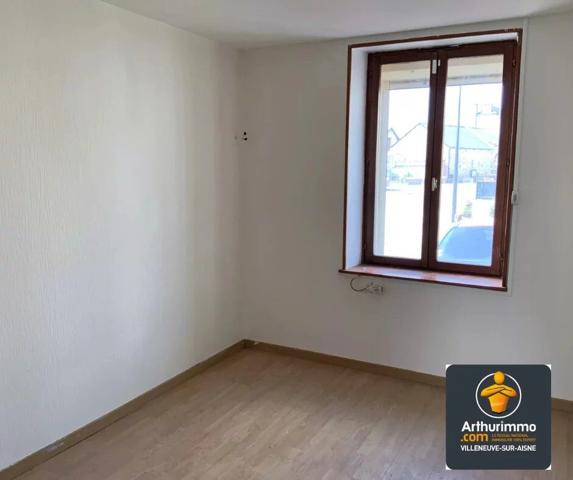 Vente Immeuble 6 pièces 108 m2 à Marchais