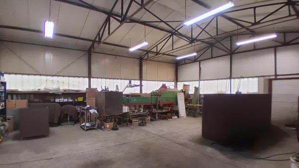 Amoureux des voitures ce bien est fait pour vous