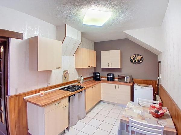 Amoureux des voitures ce bien est fait pour vous