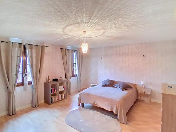 Amoureux des voitures ce bien est fait pour vous