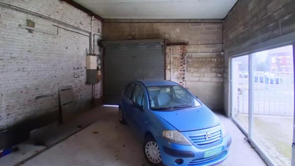 Amoureux des voitures ce bien est fait pour vous