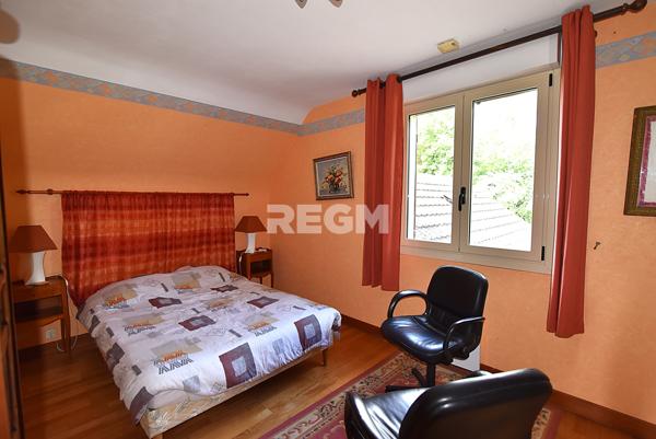 Évrecy (14210) En exclusivité : Maison T6 de 236m² avec 2 gîtes de près de 200m²