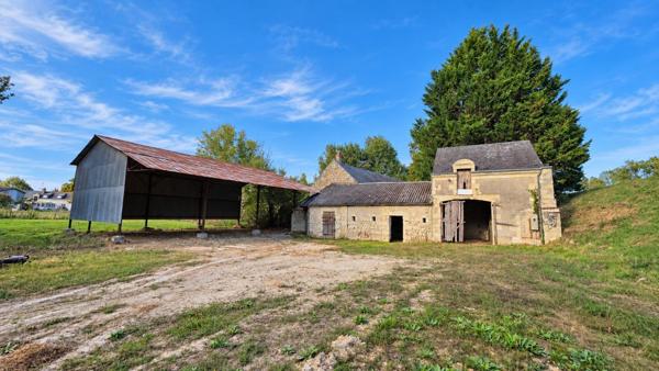 HANGAR  + GRANGE