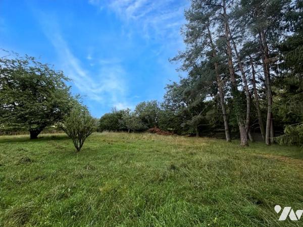 Maison 4 pièces (environ 100 m² habitables) située dans un secteur résidentiel calme et prisé