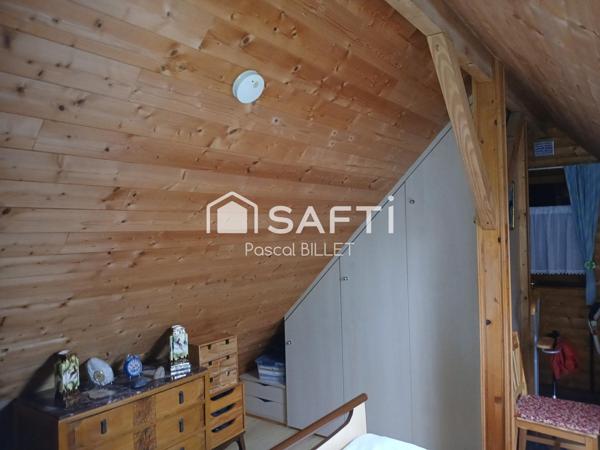 Proche de nos belles plages 5mn  et bien situe dans un cadre agréable.