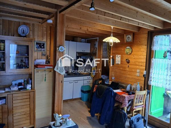 Proche de nos belles plages 5mn  et bien situe dans un cadre agréable.