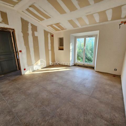 Maison de 300 m²