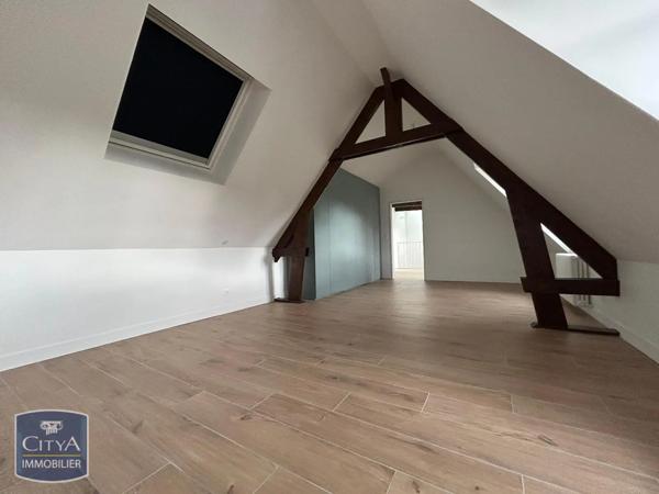 Maison à louer 4 pièces 147.23m²
