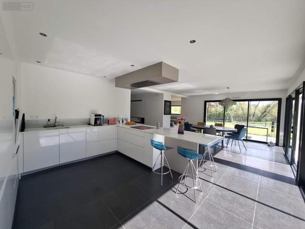 Maison à vendre à Chantepie en Ille-et-Vilaine (35135), ref : 006/2263