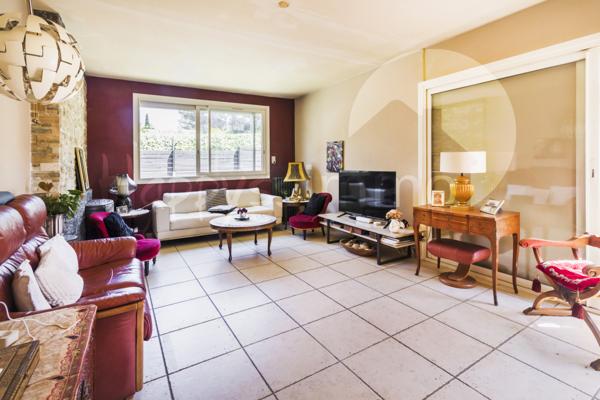 Maison
                                                                                                                                                                                                                                                                                                                        4 pièce(s)                                                                                                                                                                                                          3 chambre(s)                                                                                                                                                                                                          106  m²