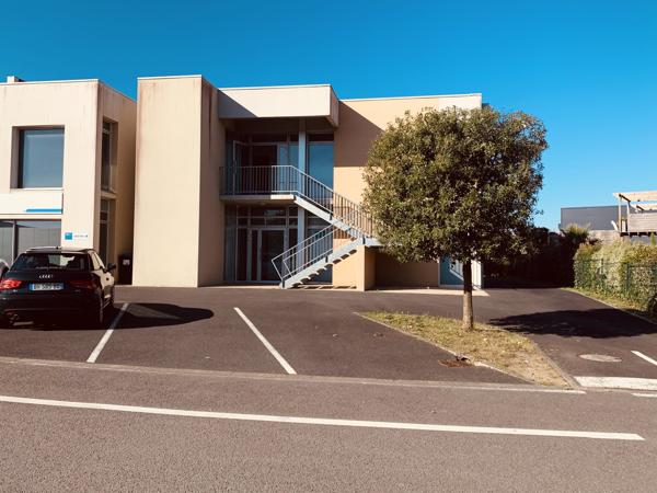 Bureaux à louer à Pornichet dans zone Atlantique avec parking privatif