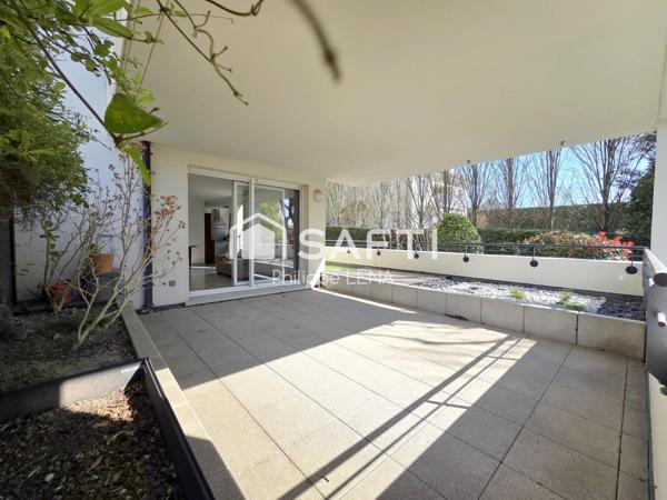 F3 avec terrasse, résidence haut-de-gamme de 2007