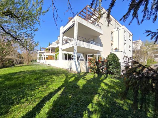 F3 avec terrasse, résidence haut-de-gamme de 2007