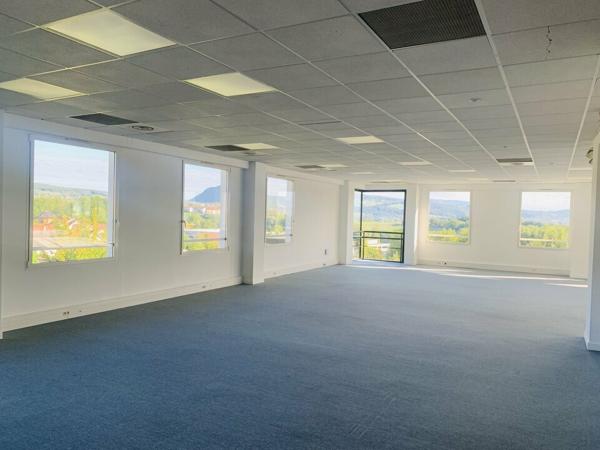 A LOUER BUREAUX PARC ALTAIS