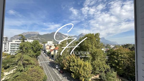 Grenoble - T3 de 64m² - Vue dégagée montagnes
