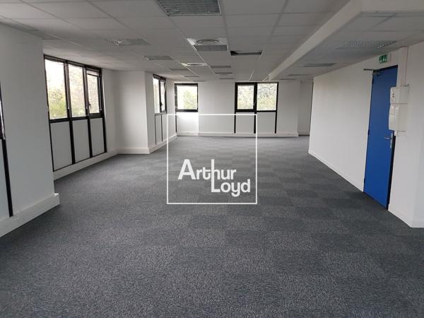 Bureaux à louer à Toulouse secteur Purpan dans ensemble sécurisé et lumineux