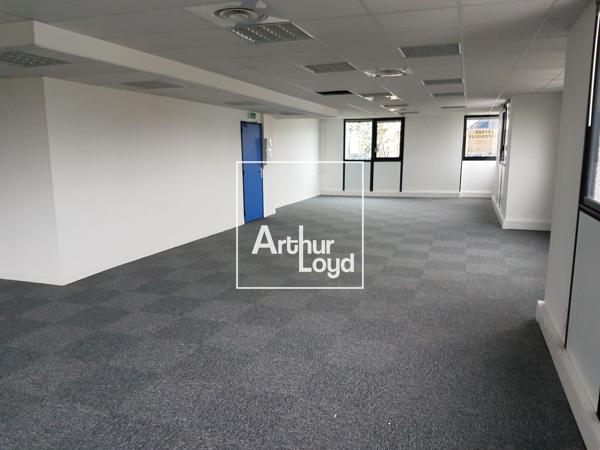 Bureaux à louer à Toulouse secteur Purpan dans ensemble sécurisé et lumineux