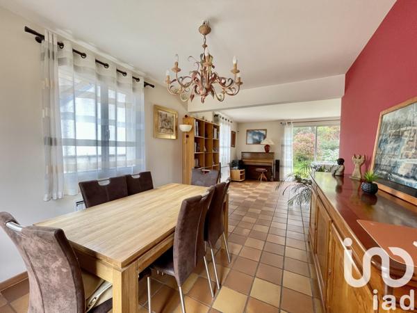 Maison 8 pièces de 180 m² à Saclay (91400)