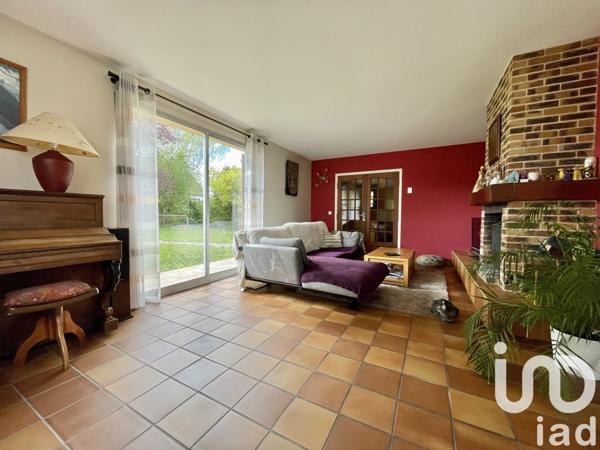 Maison 8 pièces de 180 m² à Saclay (91400)