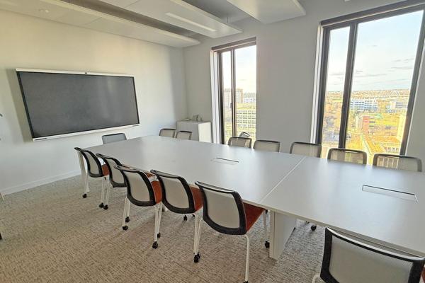 Bureaux neufs et très lumineux - Nombreux services de qualité - RER A au pied de l'immeuble - Green Office