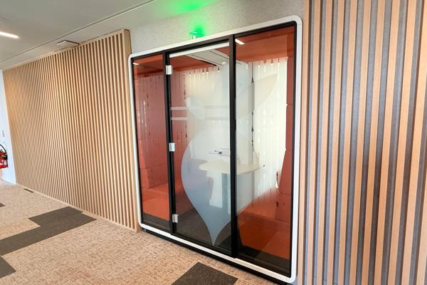 Bureaux neufs et très lumineux - Nombreux services de qualité - RER A au pied de l'immeuble - Green Office
