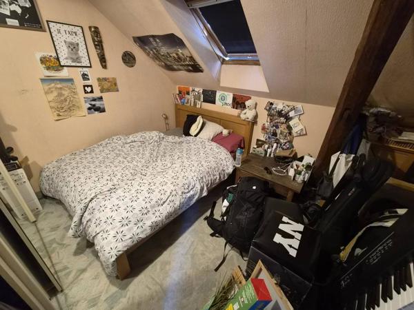 POUR INVESTISSEURS MAISON CHATEAU GONTIER DE 85 M2 AVEC GARAGE ET TERRAIN LOUEE
