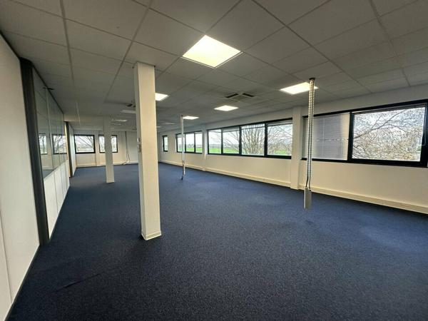 BUREAUX à LOUER de 462 m²