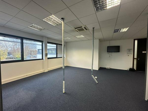 BUREAUX à LOUER de 462 m²