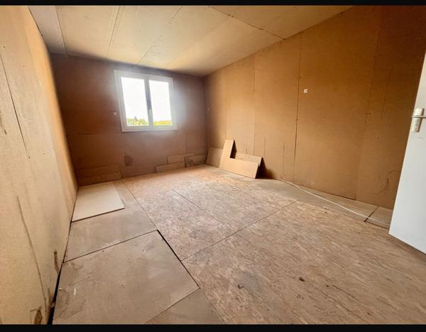 Ailly-sur-Somme (80470) Maison avec jardin à Ailly sur Somme (76m²) Potentiel d'aménagement