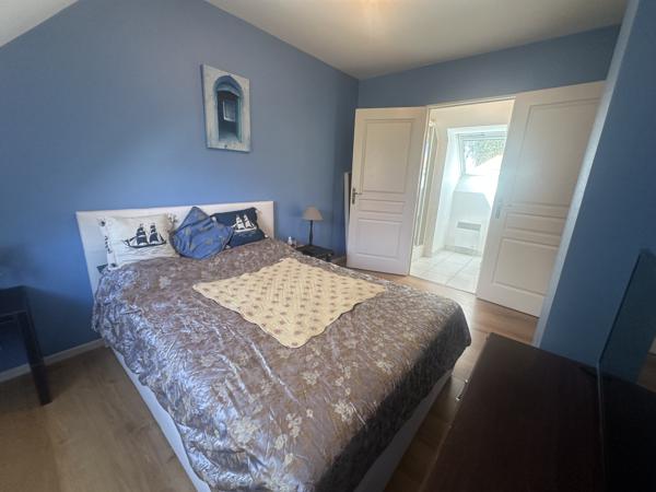 Maison
         6 pièces
        - 110 m² 425 000 € *