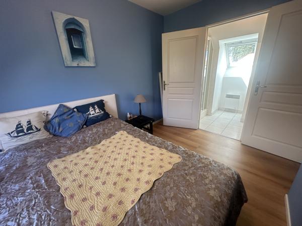 Maison
         6 pièces
        - 110 m² 425 000 € *