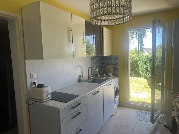 Maison
         6 pièces
        - 110 m² 425 000 € *
