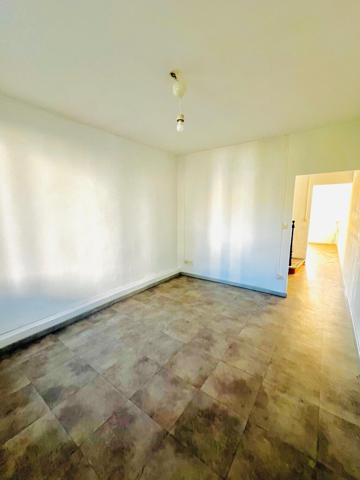 Maison T3 jardin et dépendance