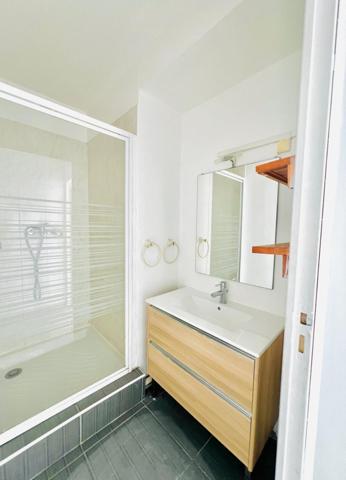 Maison T3 jardin et dépendance